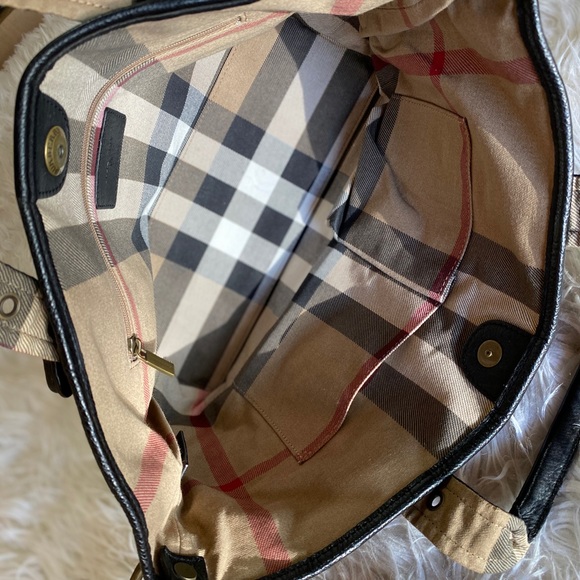 BURBERRY Nylon Handbag (Black) - Picture 3 of 10